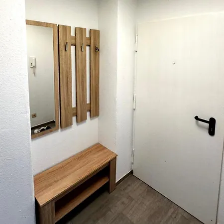 Apartman Modern With Balcony In