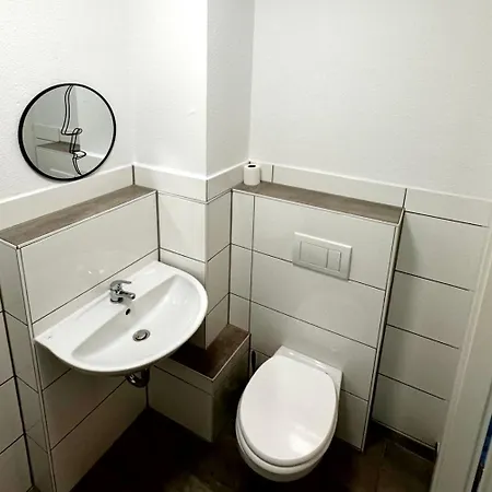 Modern With Balcony In Apartman