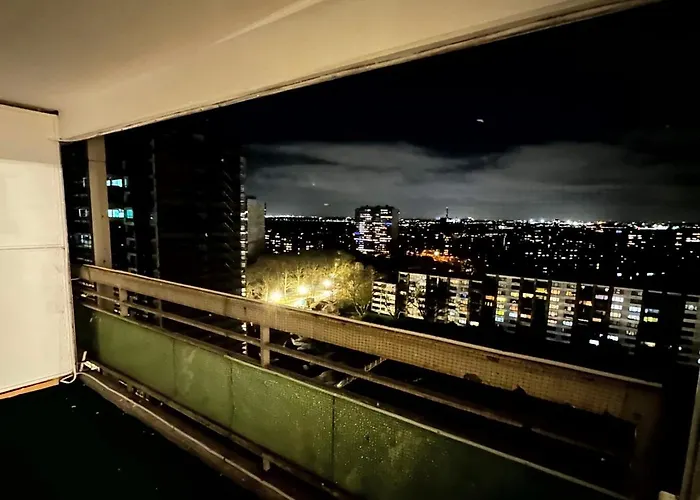 Apartment Modern With Balcony In Duisburg